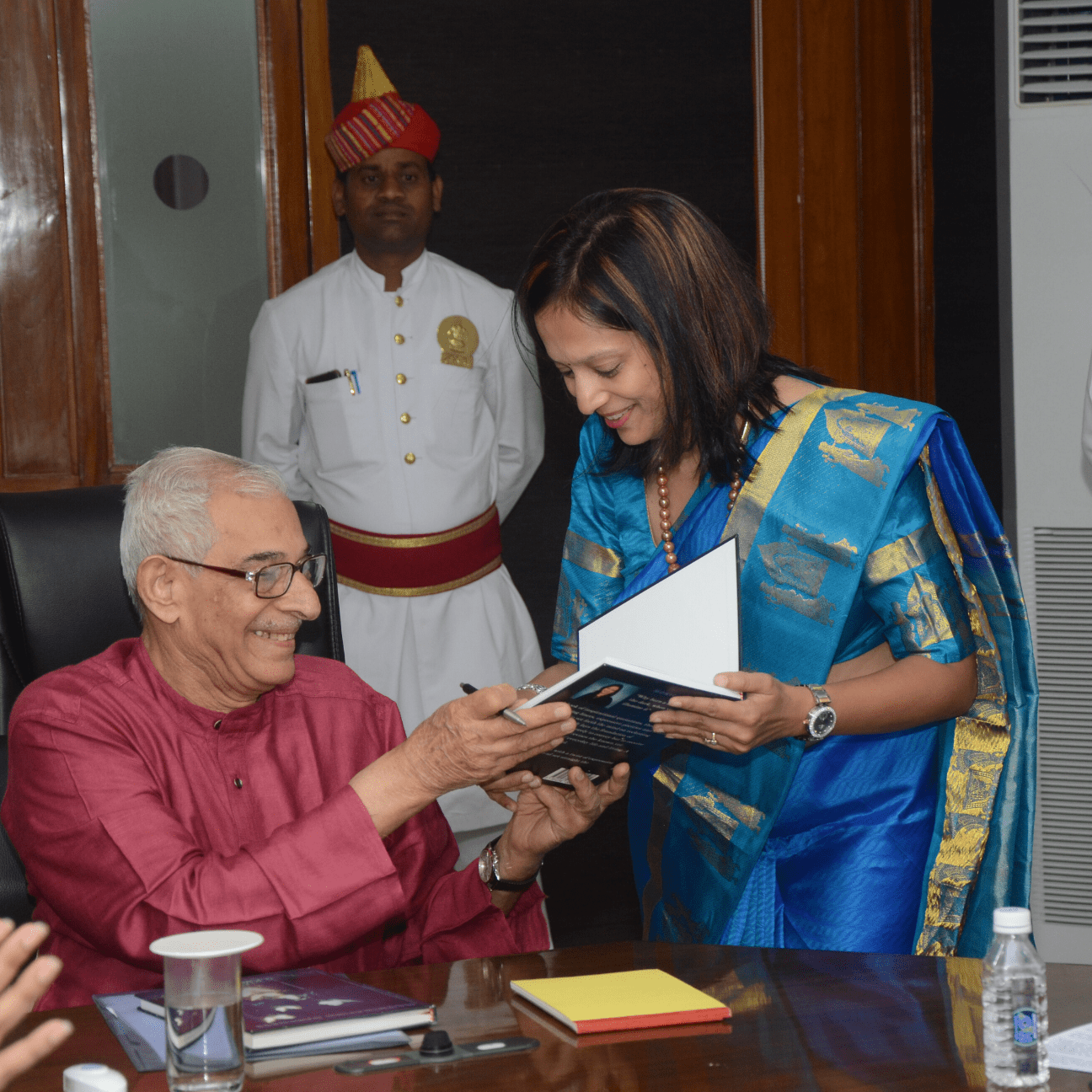 His excellency reviews, narrates and throws his insightful perception of the book.